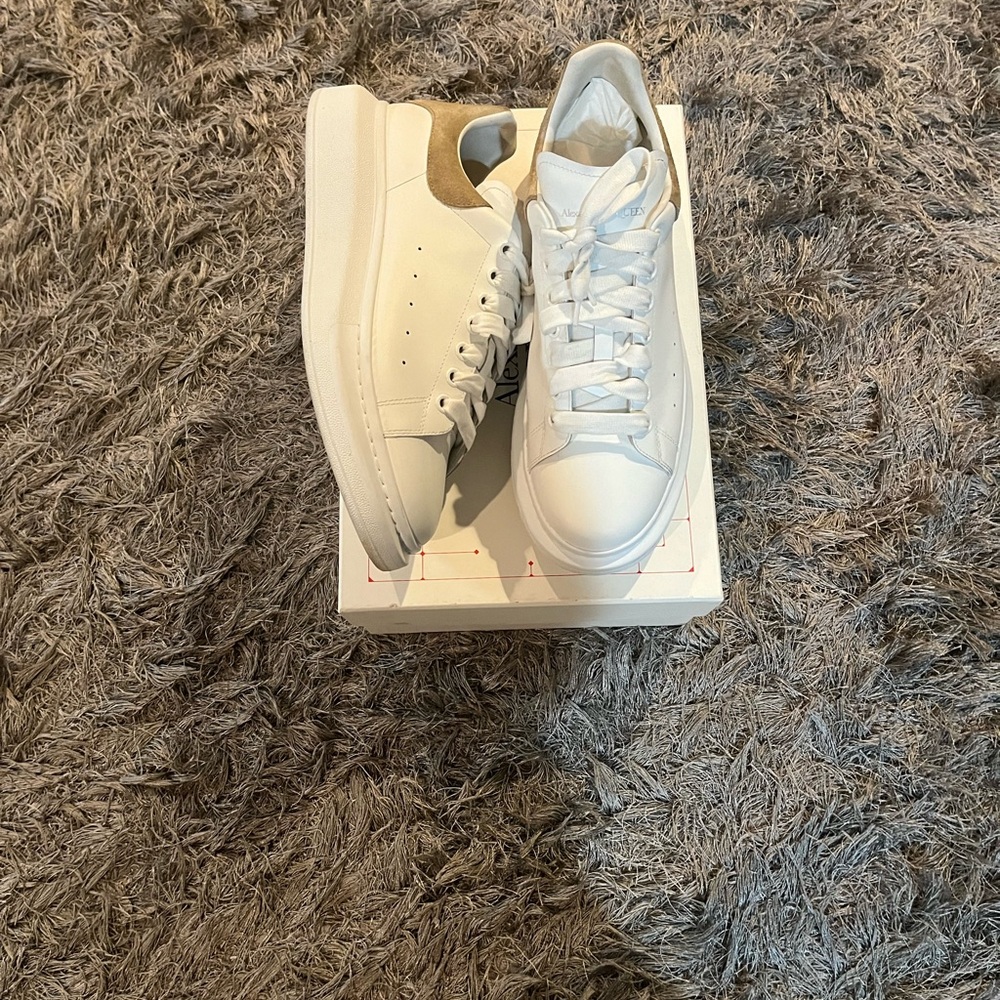 Alexander McQueen size 45 (12)